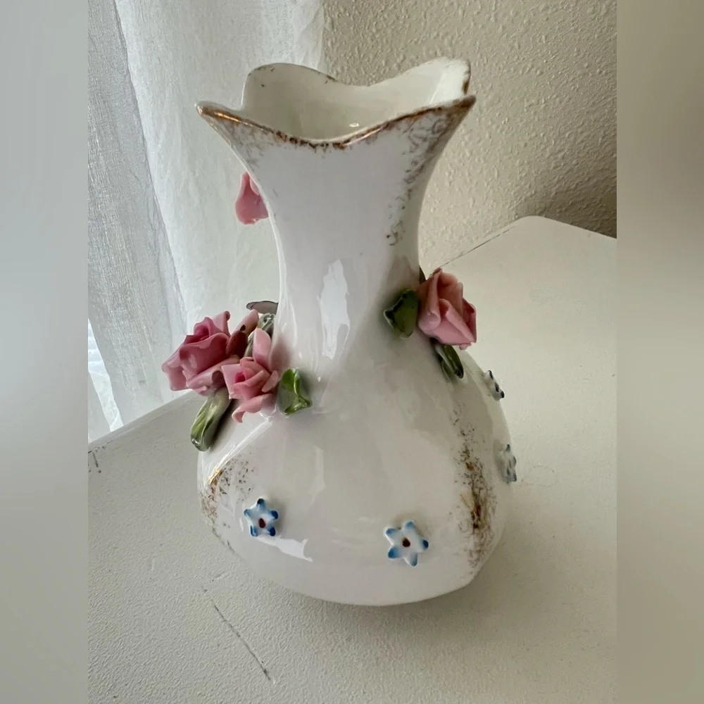 Lefton Vintage Raised Roses~ FLOWERS PINK~ Small Bud Vase